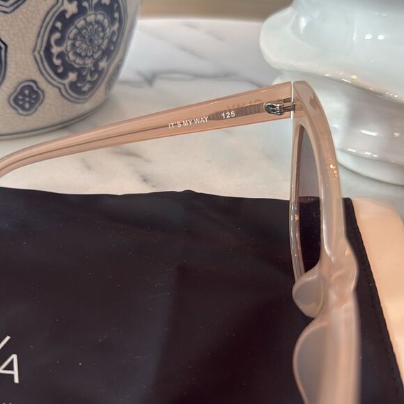 NWT Quay Women's It's My Way Cat Eye Sunglasses - Picture 5 of 5